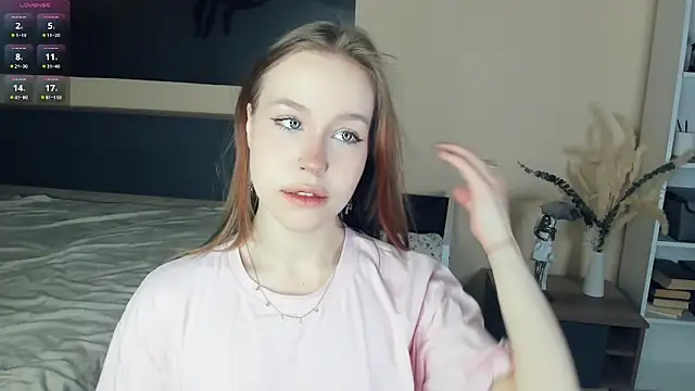 MaliaBourraine online show from 02/15/26, 07:09