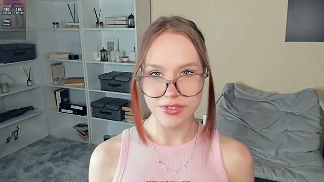 MaliaBourraine online show from 03/03/26, 07:37