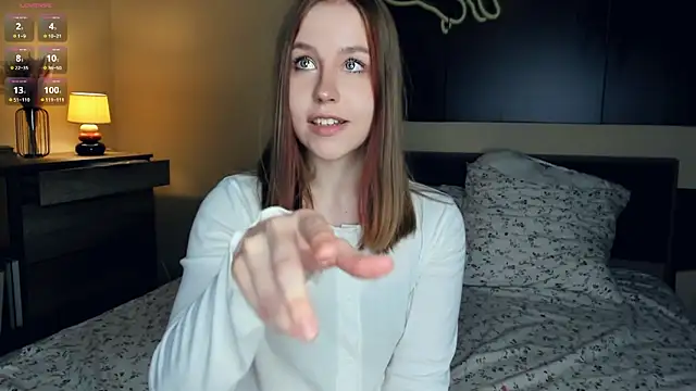 MaliaBourraine online show from 10/08/25, 07:10