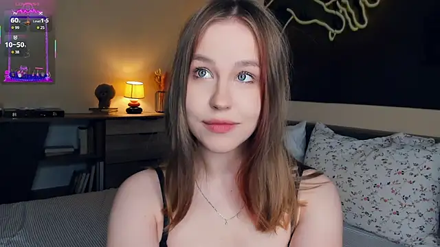 MaliaBourraine online show from 10/27/25, 07:09