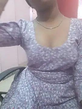 pari rani7 online show from 02/25/26, 03:18