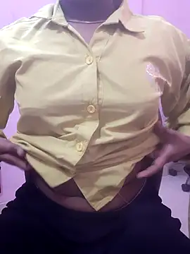 pari rani7 online show from 02/26/26, 04:23