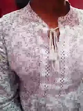 pari rani7 online show from 11/26/25, 04:56