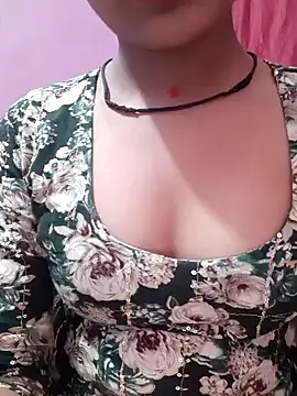 pari rani7 online show from 12/20/25, 03:42