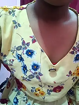 pari rani7 online show from 11/30/25, 04:24