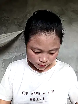 Snapshot of clara-cute chatting on 10/03/25, 04:47 clara-cute online show from 10/03/25, 04:47