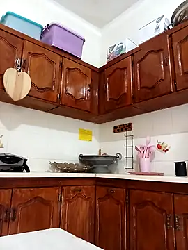 BubblyBeautiful online show from 11/26/25, 11:54
