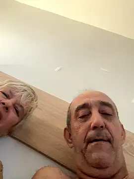 VyC7564 online show from 10/21/25, 09:41