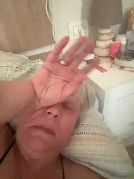 VyC7564 online show from 12/14/25, 11:05