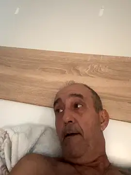 VyC7564 online show from 10/16/25, 10:23