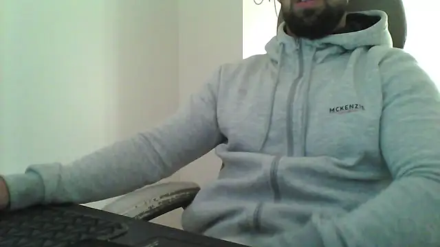 yourfantasy777 online show from 02/22/26, 05:25