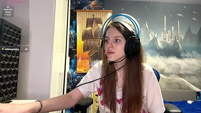 Snapshot of Elira_Breeze chatting on 02/20/26, 04:53 Elira Breeze online show from 02/20/26, 04:53