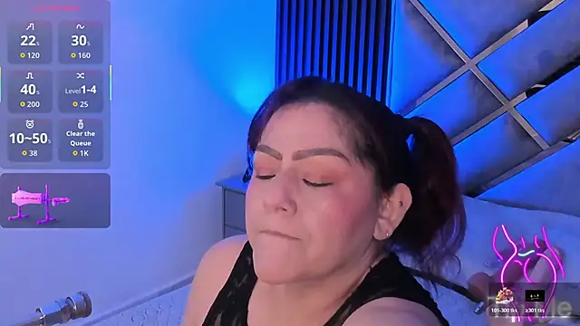 Snapshot of Aliyahsstone chatting on 11/27/25, 03:51 Aliyahsstone online show from 11/27/25, 03:51