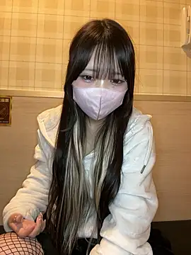 Snapshot of Yua_nyan_cute chatting on 10/08/25, 01:40 Yua nyan cute online show from 10/08/25, 01:40