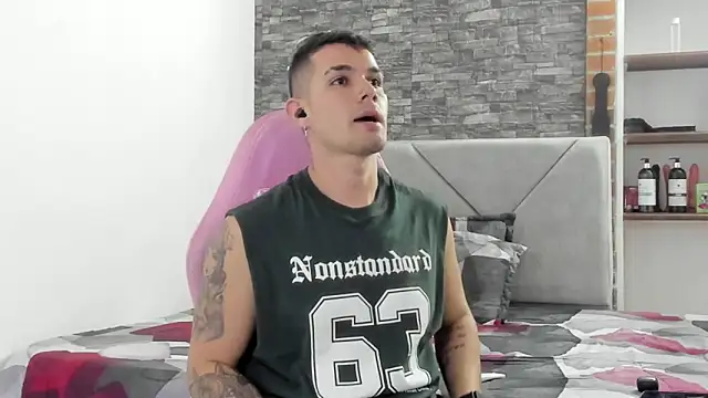 BooyHott  online show from 02/06/26, 07:43