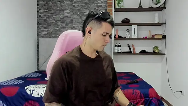 BooyHott  online show from 02/27/26, 07:14