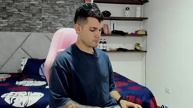 BooyHott  online show from 03/01/26, 07:36