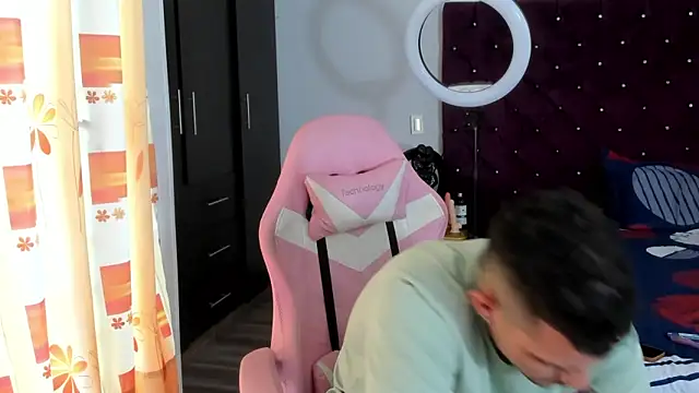 BooyHott  online show from 11/26/25, 06:52