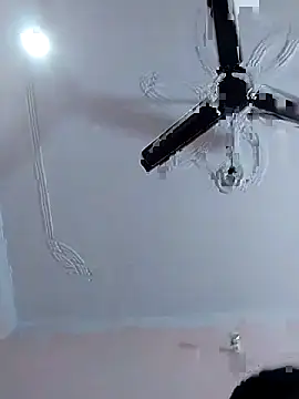 suzika  online show from 12/18/25, 06:07