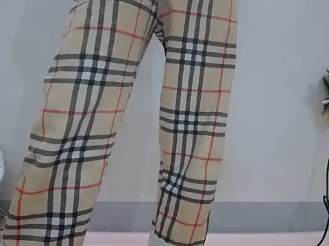 Hannie 26 online show from 10/23/25, 01:21