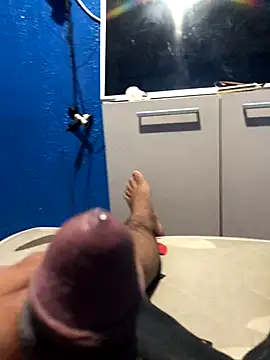 Alangostoso092 online show from 11/05/25, 03:53