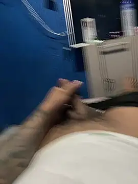 Alangostoso092 online show from 04/03/26, 06:14