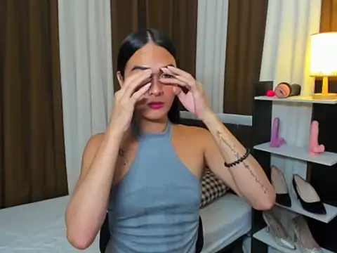 Snapshot of Sedictive_Samantha chatting on 10/19/25, 01:25 Sedictive Samantha online show from 10/19/25, 01:25