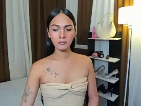 Snapshot of Sedictive_Samantha chatting on 11/23/25, 04:17 Sedictive Samantha online show from 11/23/25, 04:17