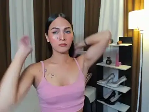 Snapshot of Sedictive_Samantha chatting on 11/17/25, 04:55 Sedictive Samantha online show from 11/17/25, 04:55