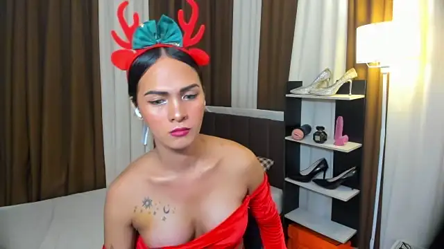 Snapshot of Sedictive_Samantha chatting on 12/15/25, 09:04 Sedictive Samantha online show from 12/15/25, 09:04