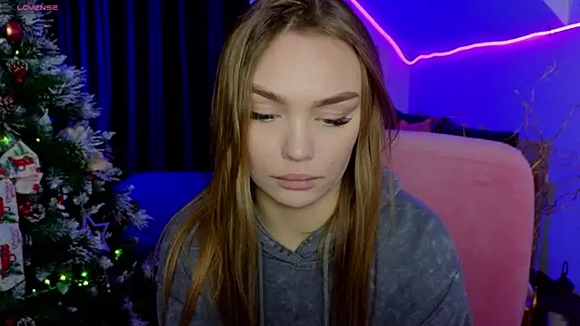 KitsyMoore online show from 12/15/25, 01:06