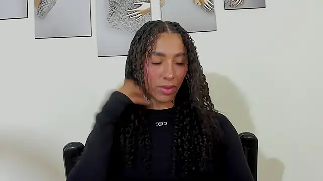 KAYLA BATISTA  online show from 04/16/26, 06:30