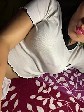 Snapshot of phuongxinhxan chatting on 04/16/26, 10:01 phuongxinhxan online show from 04/16/26, 10:01