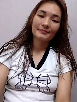 Snapshot of phuongxinhxan chatting on 10/08/25, 12:39 phuongxinhxan online show from 10/08/25, 12:39