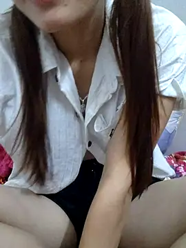 Snapshot of phuongxinhxan chatting on 10/05/25, 03:14 phuongxinhxan online show from 10/05/25, 03:14