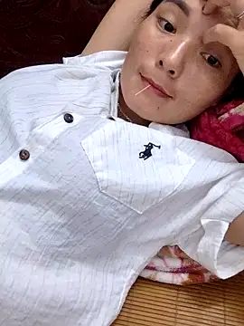 Snapshot of phuongxinhxan chatting on 10/06/25, 05:08 phuongxinhxan online show from 10/06/25, 05:08