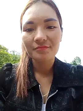 Snapshot of phuongxinhxan chatting on 10/23/25, 03:16 phuongxinhxan online show from 10/23/25, 03:16