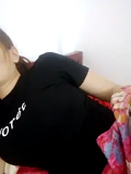 Snapshot of phuongxinhxan chatting on 11/18/25, 02:38 phuongxinhxan online show from 11/18/25, 02:38