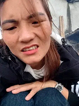 Snapshot of phuongxinhxan chatting on 11/29/25, 10:26 phuongxinhxan online show from 11/29/25, 10:26