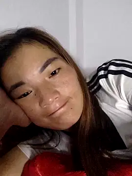 Snapshot of phuongxinhxan chatting on 11/24/25, 04:29 phuongxinhxan online show from 11/24/25, 04:29