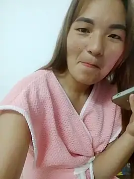 Snapshot of phuongxinhxan chatting on 11/14/25, 01:48 phuongxinhxan online show from 11/14/25, 01:48