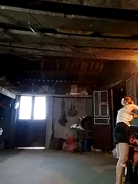 Snapshot of phuongxinhxan chatting on 10/26/25, 10:15 phuongxinhxan online show from 10/26/25, 10:15