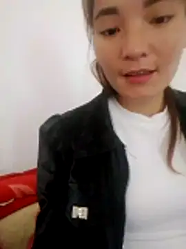 Snapshot of phuongxinhxan chatting on 11/19/25, 03:39 phuongxinhxan online show from 11/19/25, 03:39