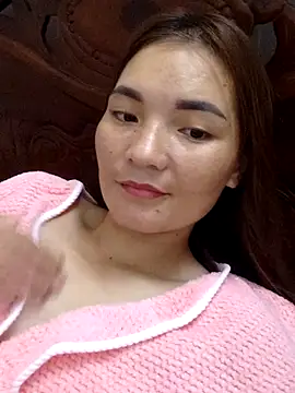 Snapshot of phuongxinhxan chatting on 10/17/25, 03:36 phuongxinhxan online show from 10/17/25, 03:36