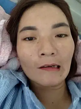 Snapshot of phuongxinhxan chatting on 10/16/25, 05:05 phuongxinhxan online show from 10/16/25, 05:05