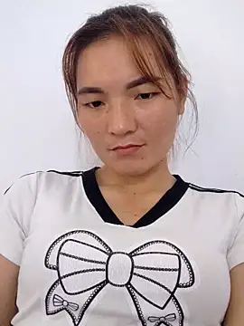 Snapshot of phuongxinhxan chatting on 11/21/25, 04:00 phuongxinhxan online show from 11/21/25, 04:00