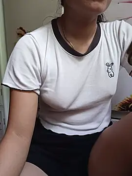 phuongxinhxan online show from 07/14/26, 01:38