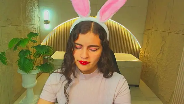 dany r  online show from 12/15/25, 12:55