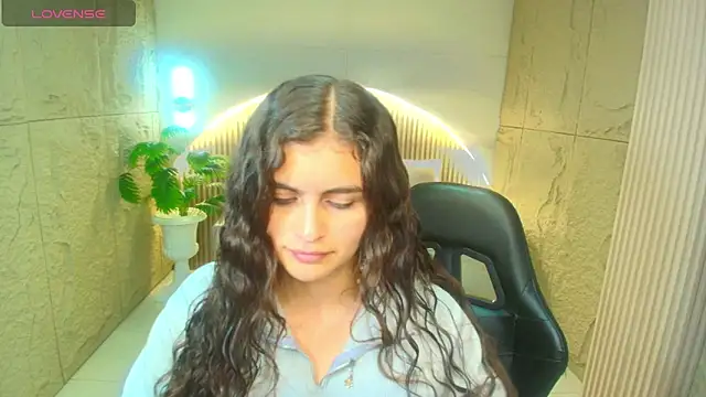 dany r  online show from 12/05/25, 01:21