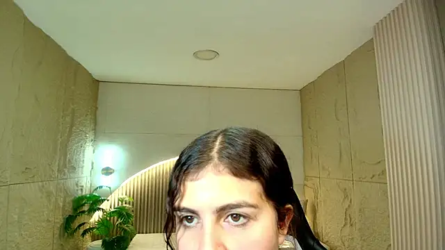 dany r  online show from 03/18/26, 01:13